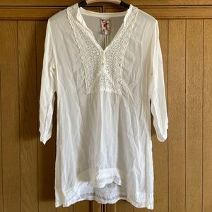White Eyelet Johnny Was Tunic - Sz Small